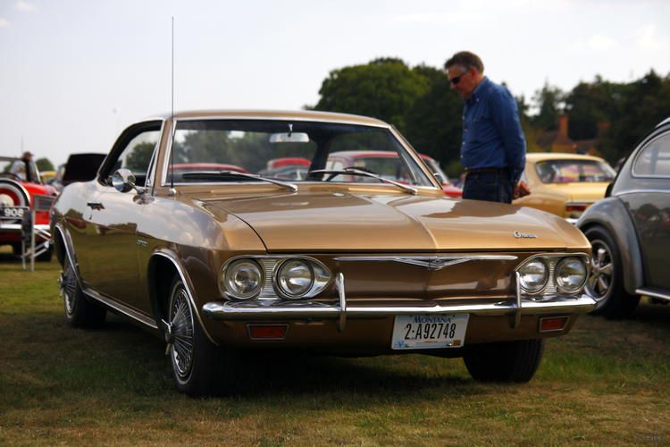 Classics on the Green, Croxley. Retro Rides